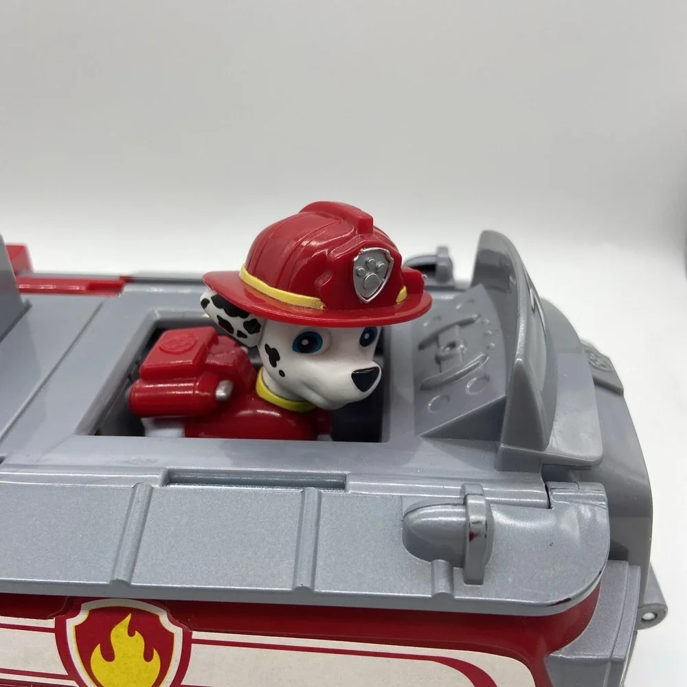 Paw Patrol Marshall Transforming Fire Truck Vehicle with Marshall Figure Red 03